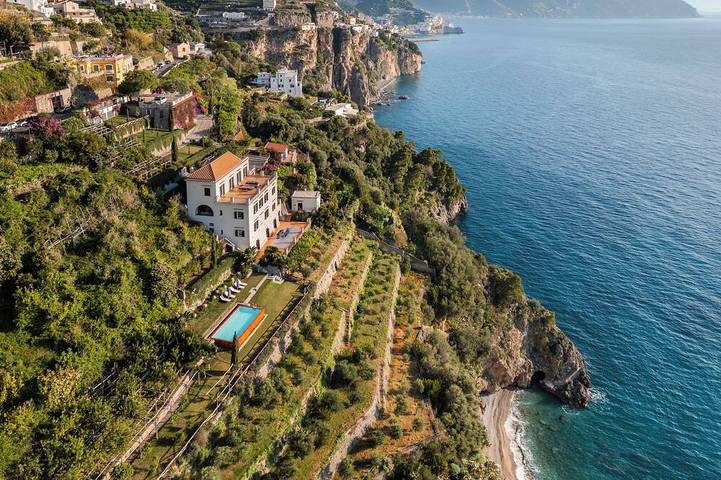Ferienhaus für 16 Personen, mit Pool in Amalfi