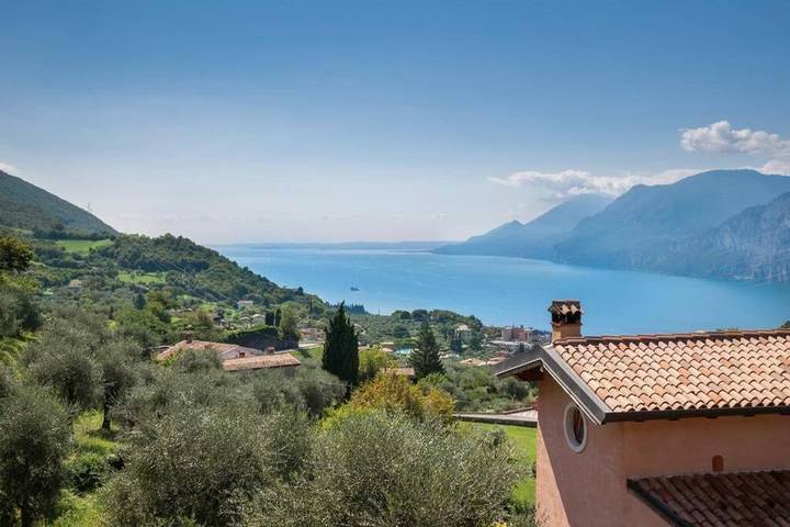 Villa für 6 Personen, mit Terrasse und Ausblick in Malcesine