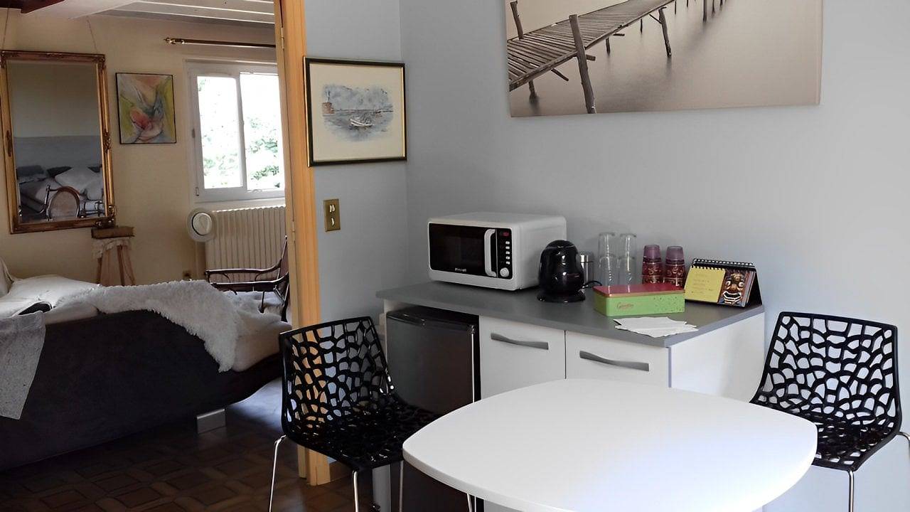 La Villakako - Chambre Flot in Coubon, Haute-Loire