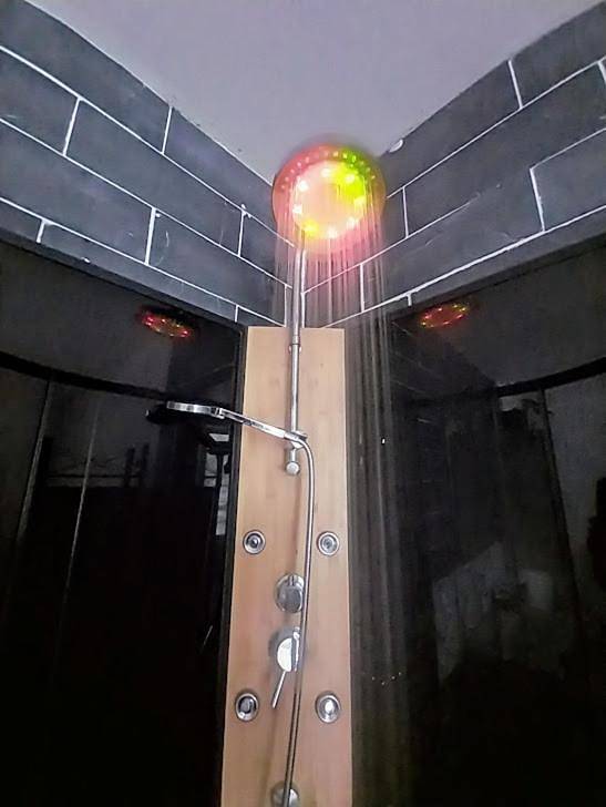 King Room with Spa Bath in La Pacaudière, Région de Roanne