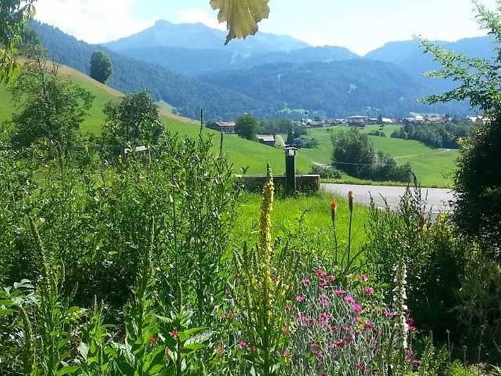 Ferienhaus für 4 Personen, mit Balkon und Garten sowie Ausblick in Egg