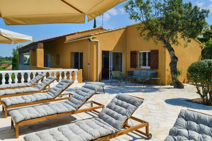 Gîte pour 10 personnes, avec Piscine à Roquebrune-sur-Argens - 3