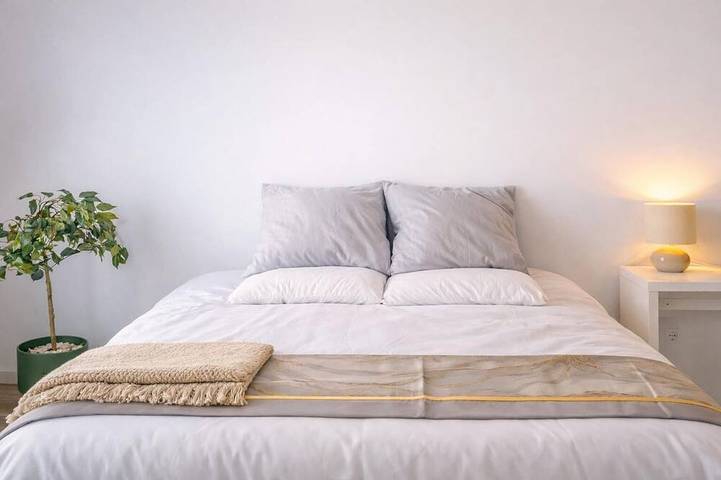 Ganze Wohnung, Spacious Family Stay near Paris - Metro 4 at Doorstep - Eiffel Tower & City View in Bagneux, Hauts-de-Seine