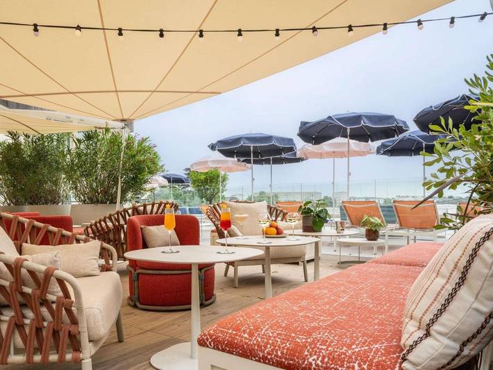 Hôtel pour 2 personnes, avec piscine et terrasse, animaux acceptés dans Aquarium de la Rochelle - 2