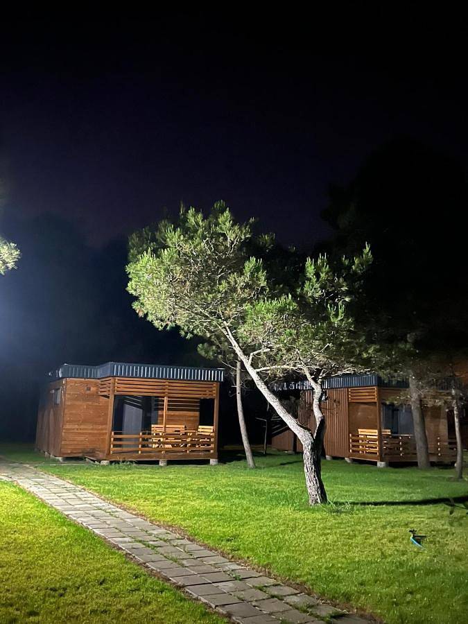 Bungalow für 4 Personen, mit Pool und Ausblick sowie Garten, mit Haustier in Montenegro - 4