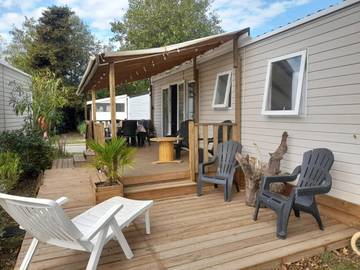 Gîte pour 6 personnes, avec piscine et terrasse dans Office De Tourisme De Narbonne Plage
