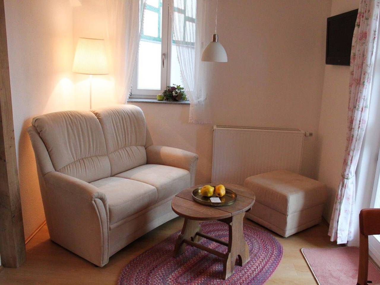 Appartement entier, Appartement 'Liere Stubb' avec terrasse commune, jardin partagé et Wi-Fi in Gudensberg, Arrondissement de Schwalm-Eder