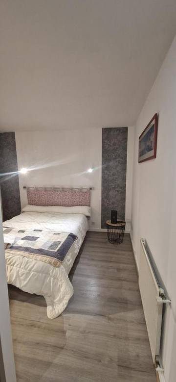 Hôtel pour 2 personnes, avec terrasse à Entraygues-sur-Truyère