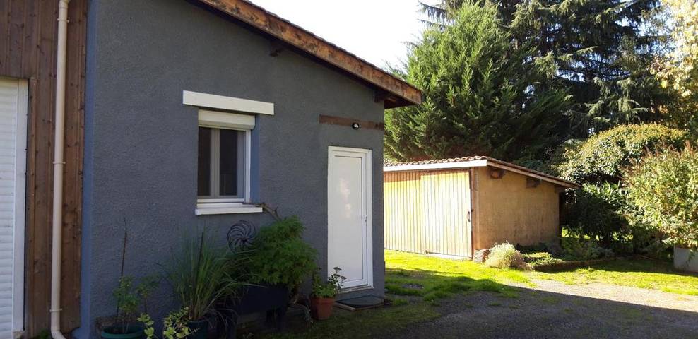 Gîte pour 4 personnes, avec piscine et jardin à Lamonzie-Saint-Martin - 3