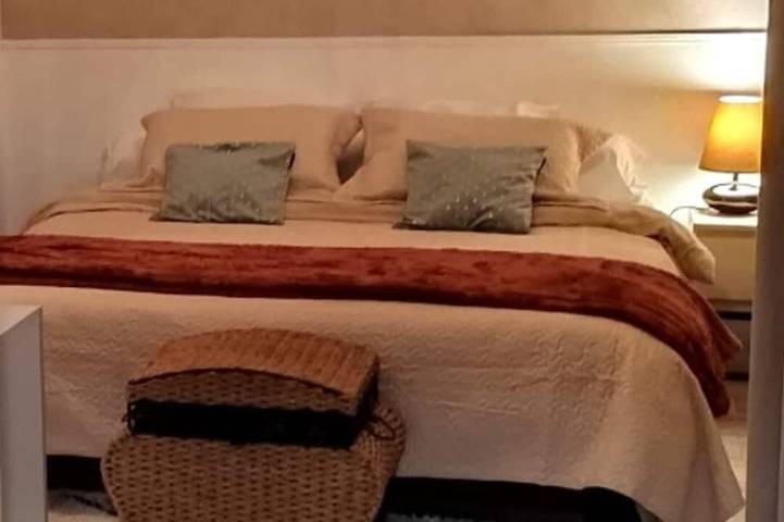 Gîte pour 2 personnes, avec jardin à Bouleurs - 2