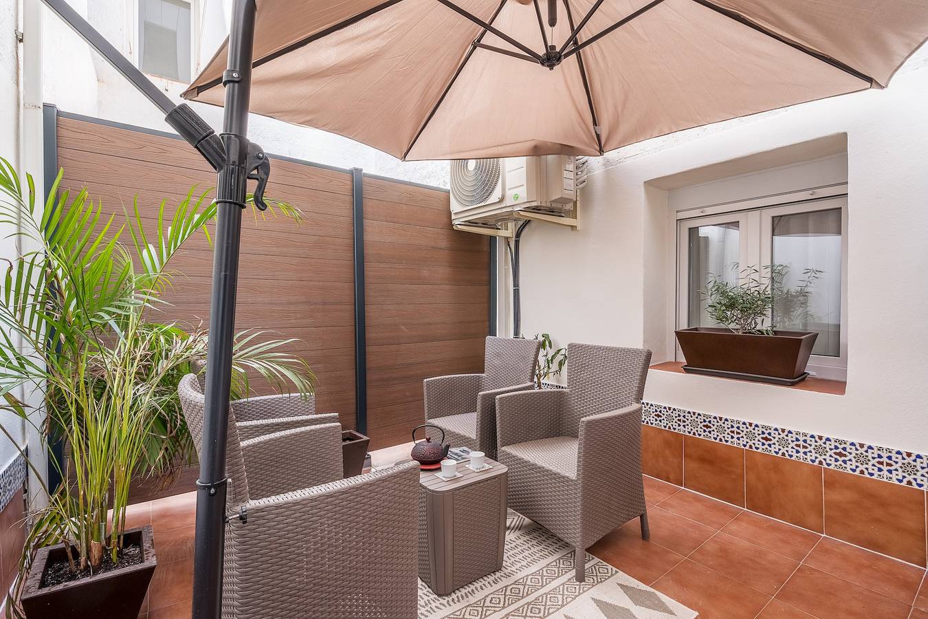 Apartamento entero, Casa al Andalus: Elegante, Serena y Exclusiva Vivienda en el Centro con Wifi y Aire Acondicionado in Granada, Provincia de Granada