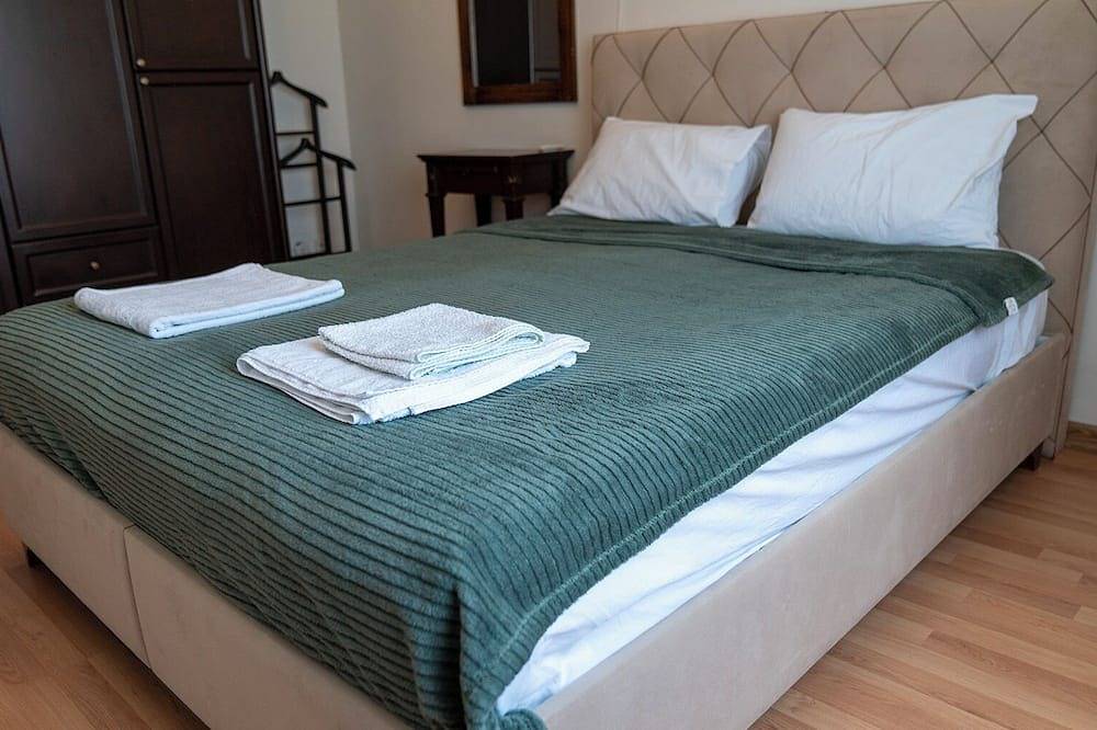 Spacious Natural Stone Villa w/ Sea and Mountain Views and Private Pool in Kemer, Antalya Province