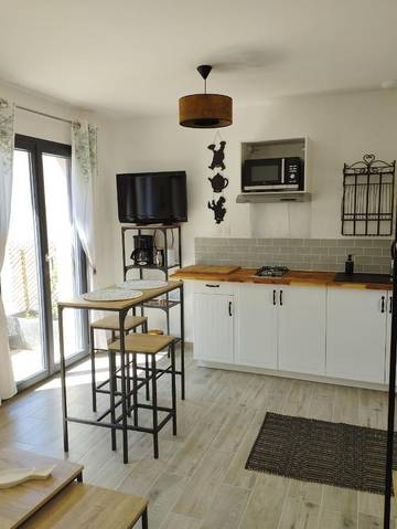 Gîte pour 2 personnes, avec terrasse à Caromb