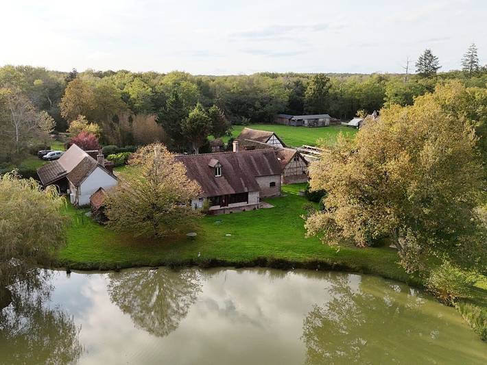 Hütte in Marcilly-en-Gault mit Barbecue in Marcilly-en-Gault, Sologne