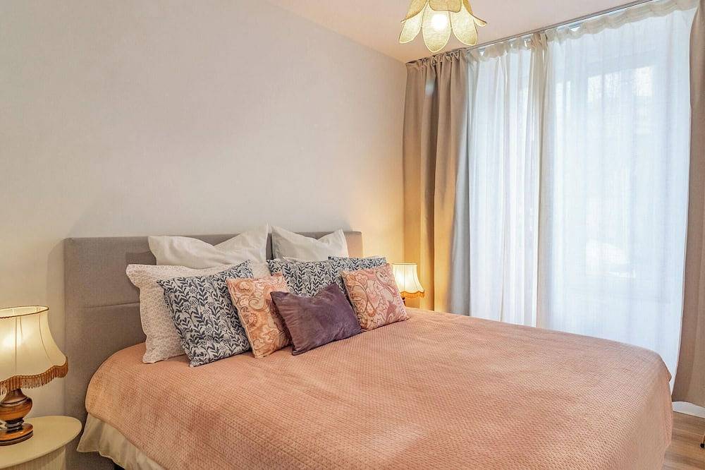 Bright townhouse, Cholet center in Cholet, Cholet region