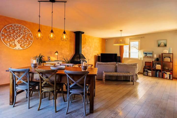 Villa for 6 people, with terrace in Avignon