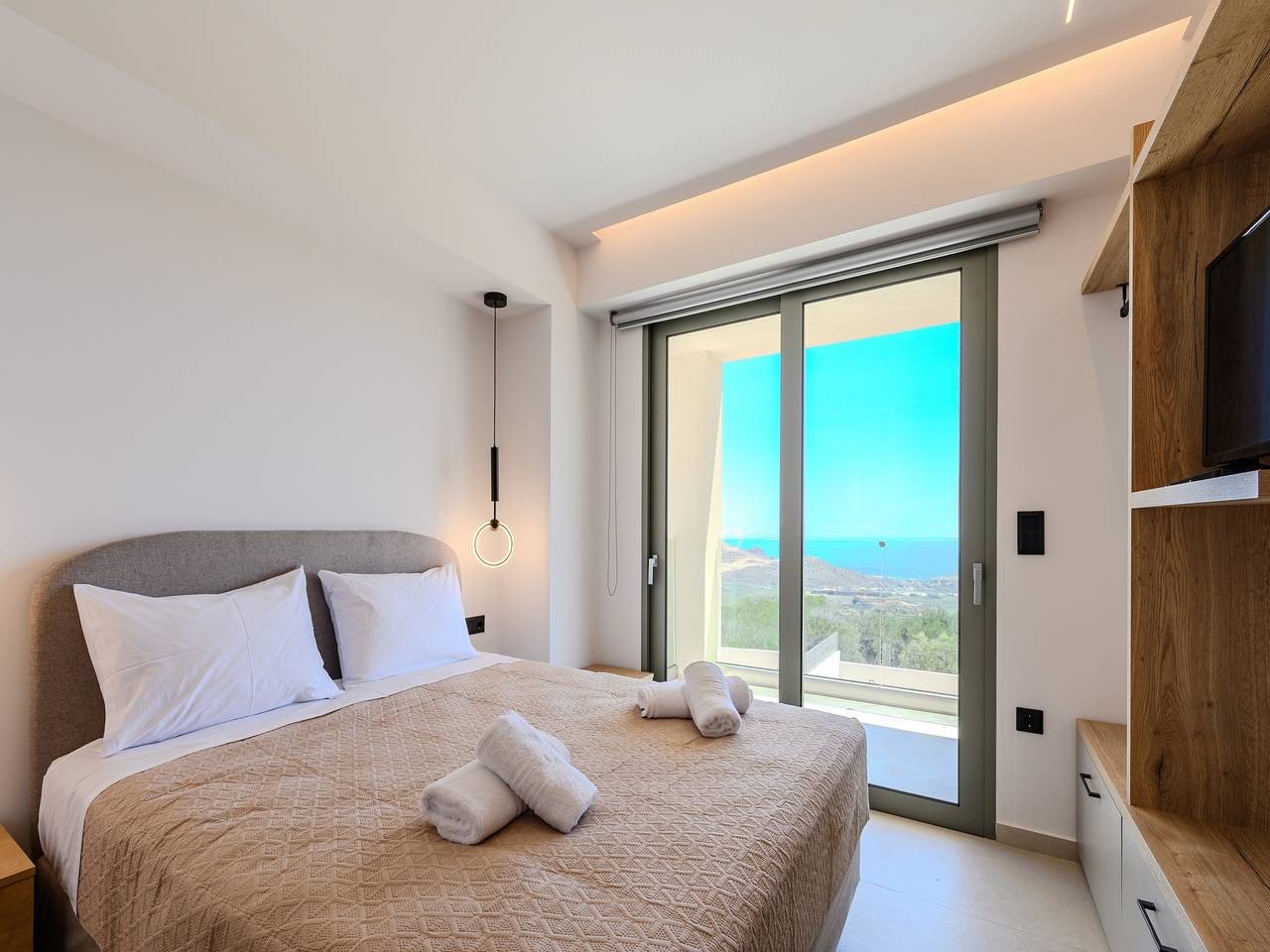 Villa in Mariou mit Pool und Ausblick in Rethymno und Umgebung