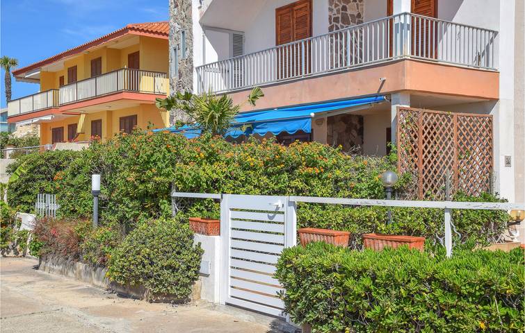 Gîte pour 7 personnes, avec jardin, animaux acceptés à Ragusa - 2