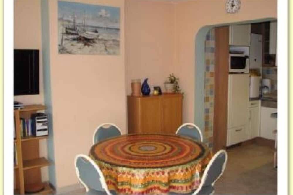 Ganze Wohnung, Ferienwohnung - 5   Räume - 4/6   Personen in De Panne, Belgische Küste