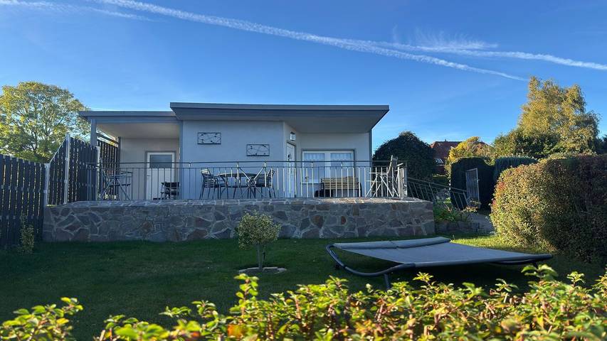 Ferienhaus für 4 Personen, mit Terrasse und Garten - 1