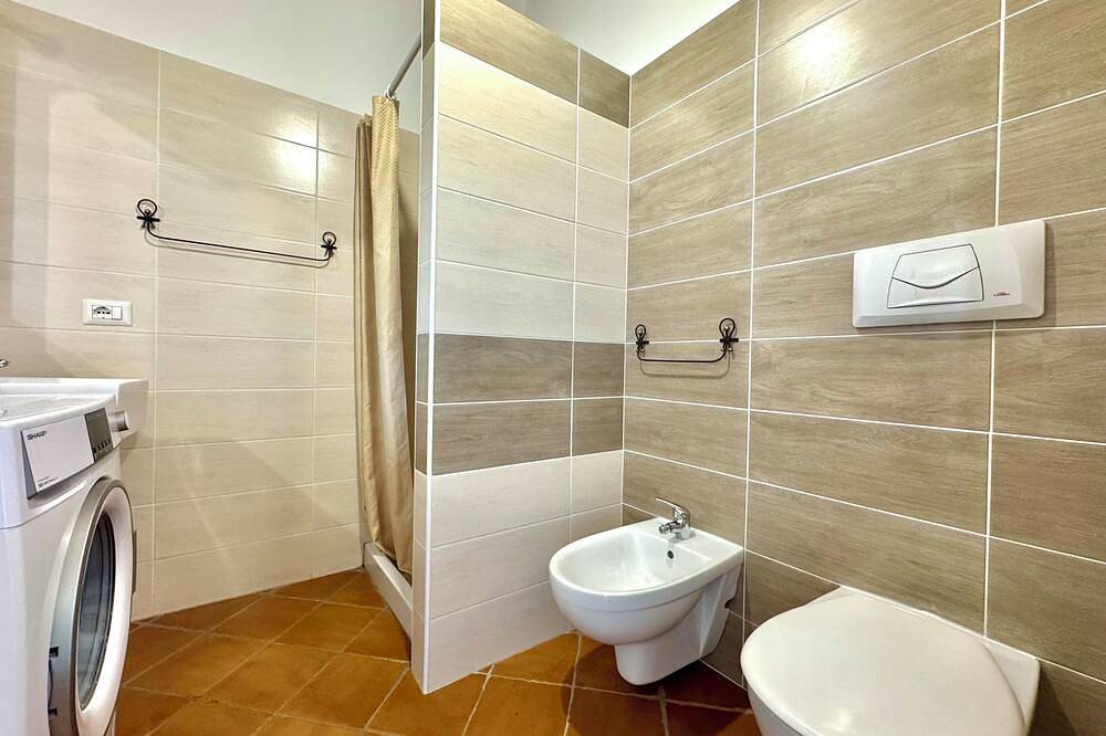 Ganze Wohnung, \" Anna Sea View \" in Torre di Bari, Ogliastra Provinz