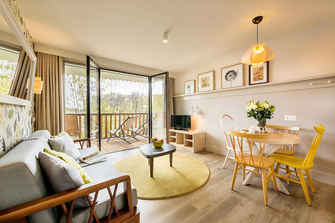 Appartement entier, Appartement de vacances pour 2 personnes avec piscine in Bailly-Romainvilliers, Seine-et-Marne
