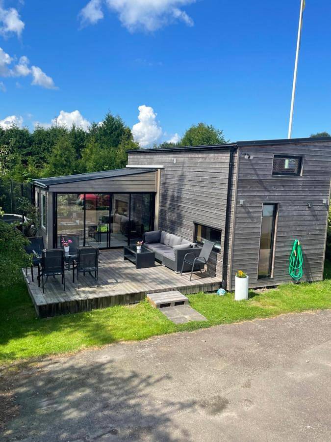 Ferienhaus für 5 Personen, mit Terrasse und Garten sowie Pool und Ausblick in Ängelholm