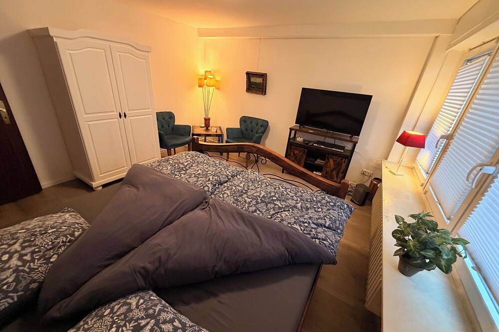 Ganze Wohnung, Hummelglück - Ferienwohnung mit Terrasse in Bendestorf, Nordheide