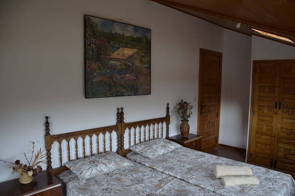Casa Avalon 102 in Robledo de Chavela, Provincia de Madrid