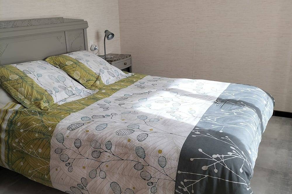 Geheel appartement, Huur Guillestre grond-van-chalet 4 pers, prachtig uitzicht op het zuiden in Guillestre, Briançon en omgeving