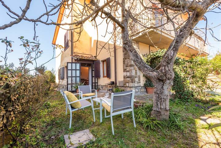 Appartamento per 4 persone, con Giardino a Castellina in Chianti