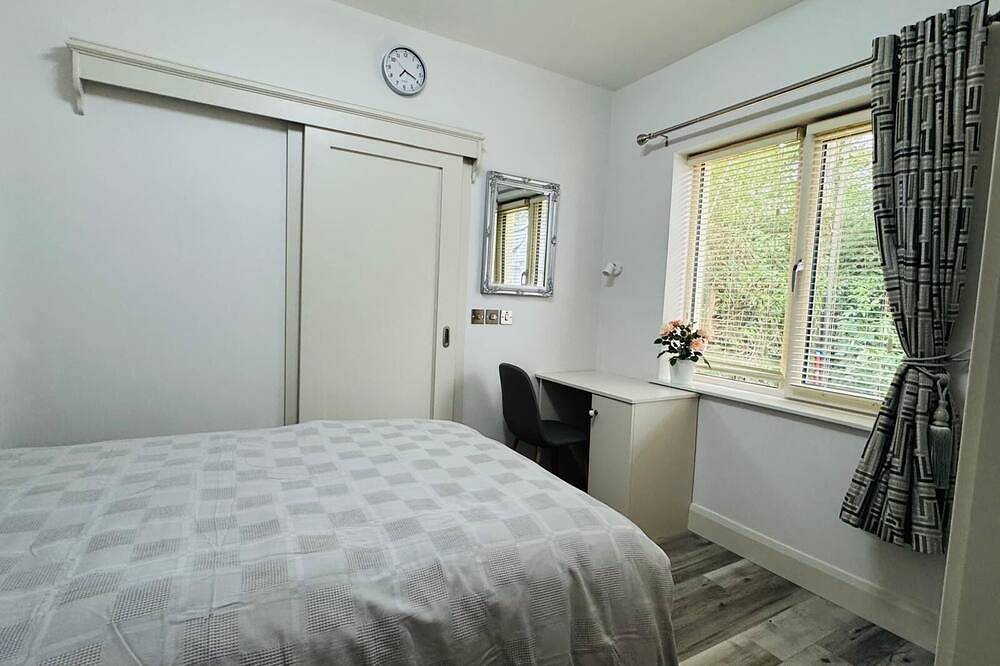 Charming 2-bedroom cottage nea Maynooth University with Wifi in County Kildare