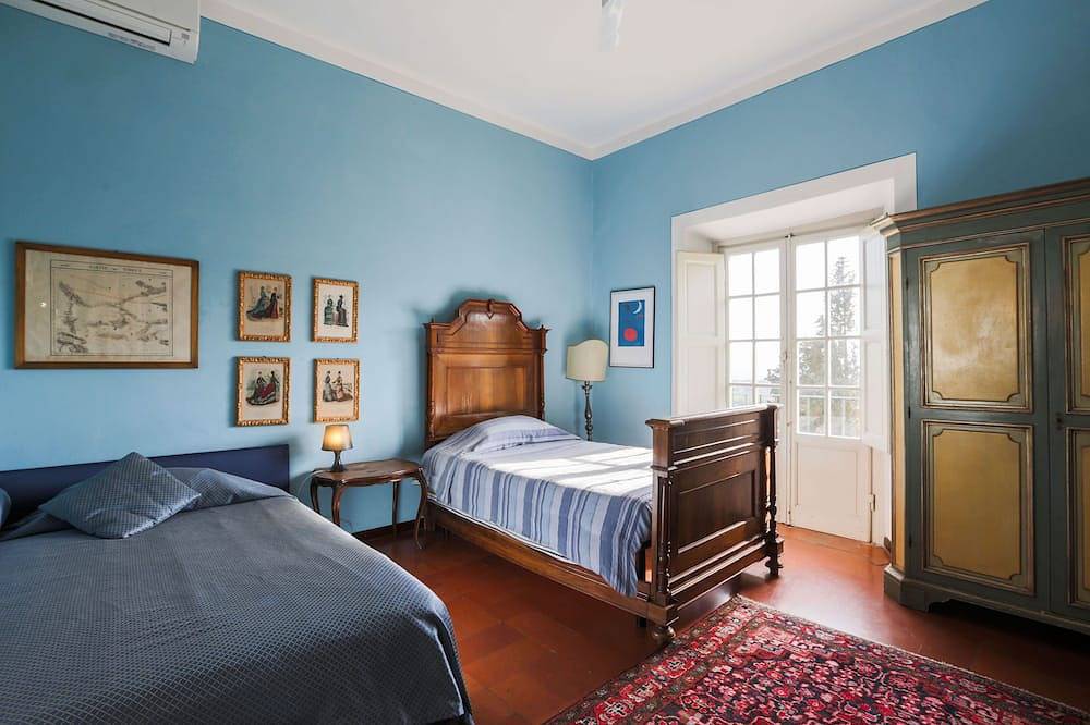 Villa à Florence - Pas besoin de voiture, superbes vues. Piscine exclusive, jardin, Wi-Fi in Florence, Province de Florence