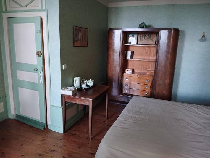 Location de vacances pour 3 personnes, avec jardin et vue à Orcines - 2