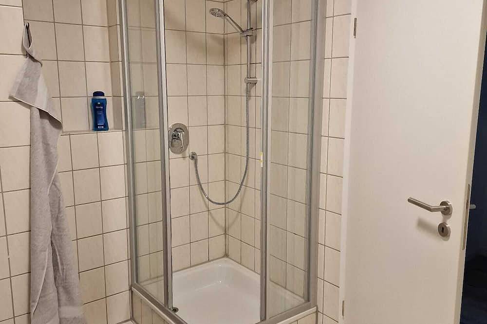 Ganze Wohnung, Modern 40m²: Balkon, Expo-nah (8 Min), Highspeed Wlan, ruhig & frisch renoviert in Nürnberg, Frankenalb