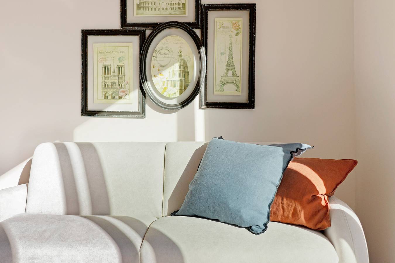 Entire apartment, Apartment 'Corallo' with Sea View, Private Terrace and Wi-Fi in Bande di Là-Rollo, Cervo (Liguria)