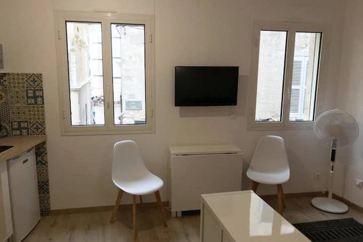 Studio pour 2 personnes, adapté aux familles à Avignon