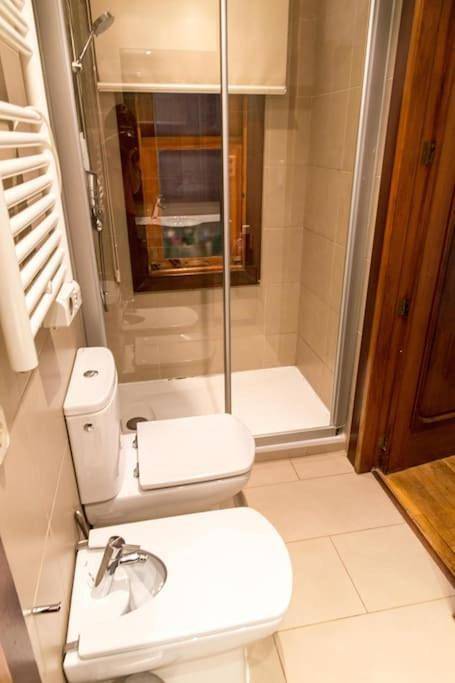 Location de vacances pour 12 personnes, avec piscine et vue ainsi que terrasse et jardin à Sant Joan d'Alacant - 4