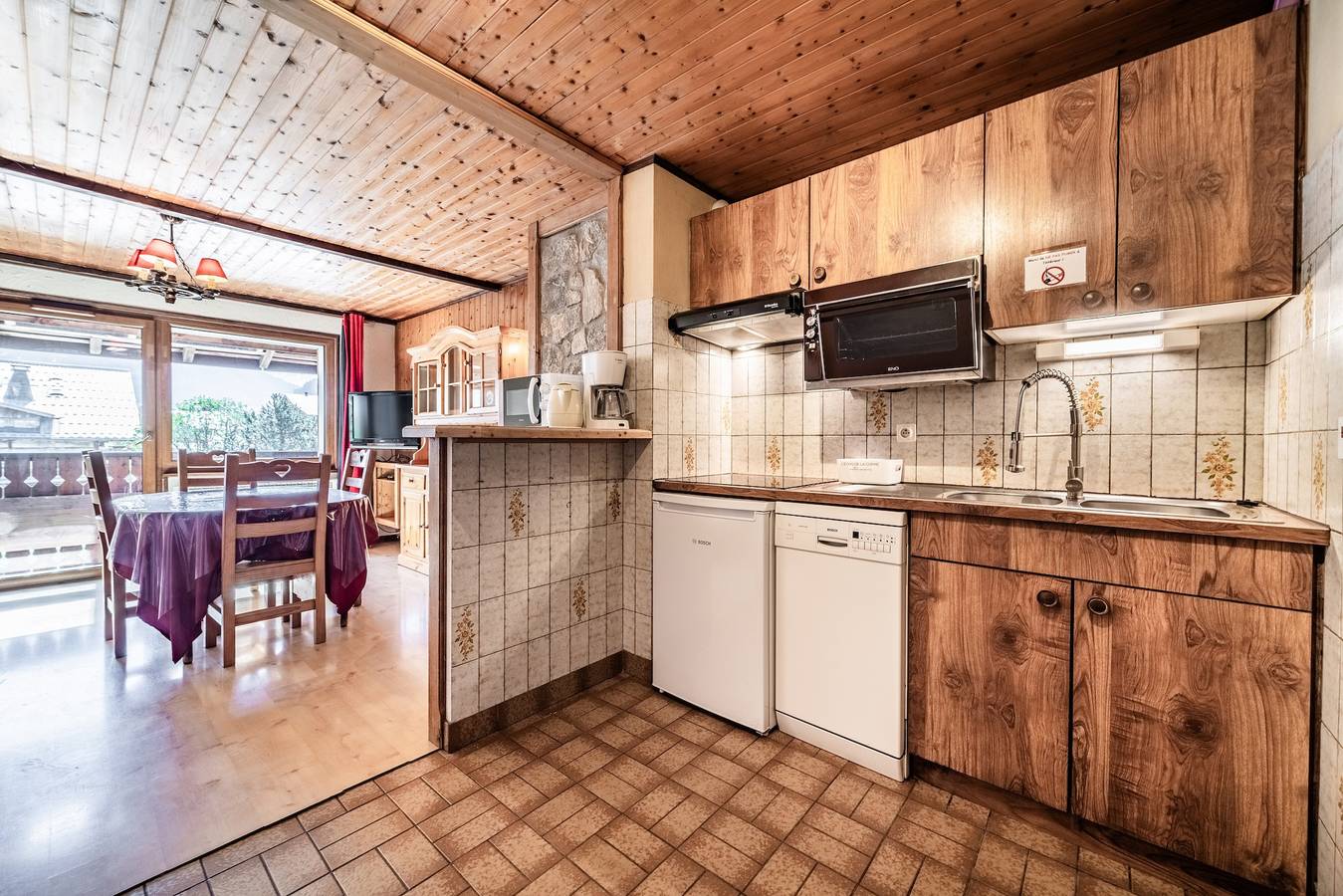 Appartement entier, Appartement 'La Pointe Des Mattes' avec vue sur la montagne, terrasse privée et Wi-Fi in La Chapelle-d'Abondance, Les Portes du Soleil