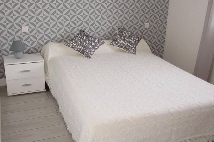 Gîte pour 4 personnes, avec jacuzzi ainsi que jardin et terrasse à Mouguerre - 2