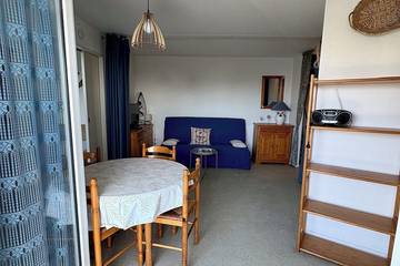 Gîte pour 4 personnes, avec balcon et piscine dans Plage Pontaillac