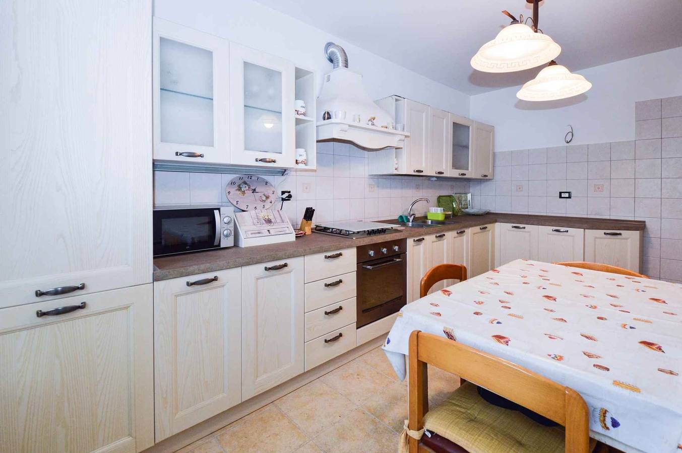 Ferienhaus mit geschlossenem Grundstück  in Sisan, Südküste Istrien