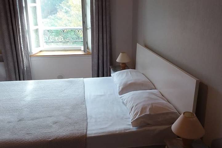 Gîte pour 5 personnes, avec terrasse à Arlempdes - 3