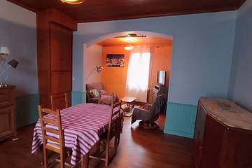 Gîte pour 4 personnes, avec balcon et jardin à Perrier