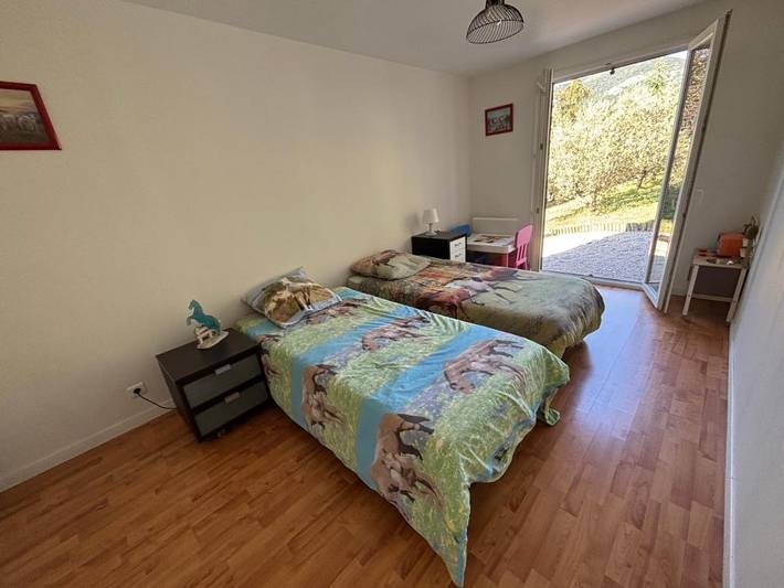 Gîte pour 4 personnes, avec vue ainsi que piscine et jardin à Gréasque - 4