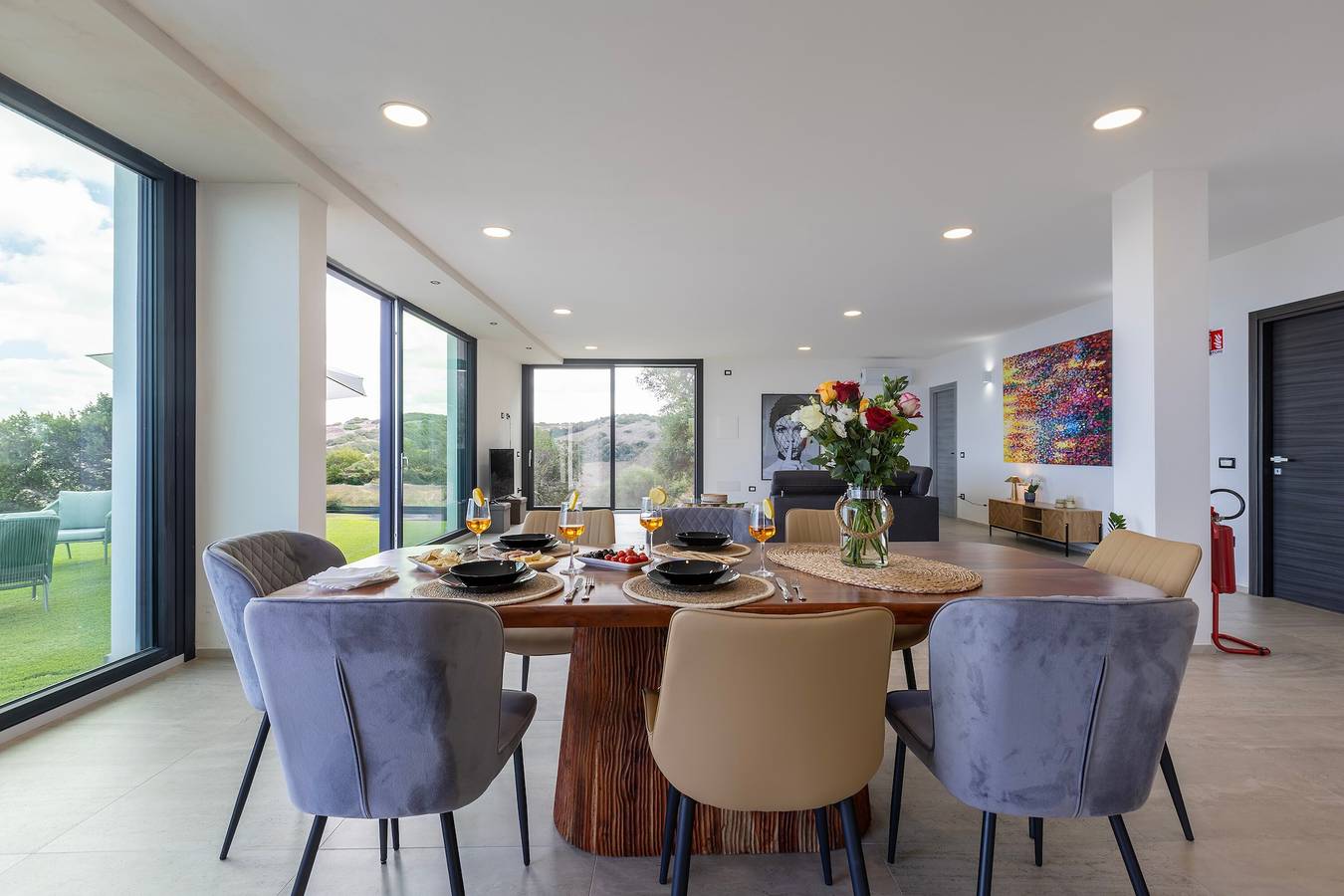 Villa 'Luxury Minni' con Vista Mare, Wi-Fi e Aria Condizionata in Tergu, Provincia di Sassari