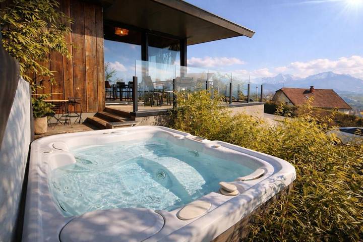 Casa rural para 9 personas, con vistas además de sauna y jardín - 1