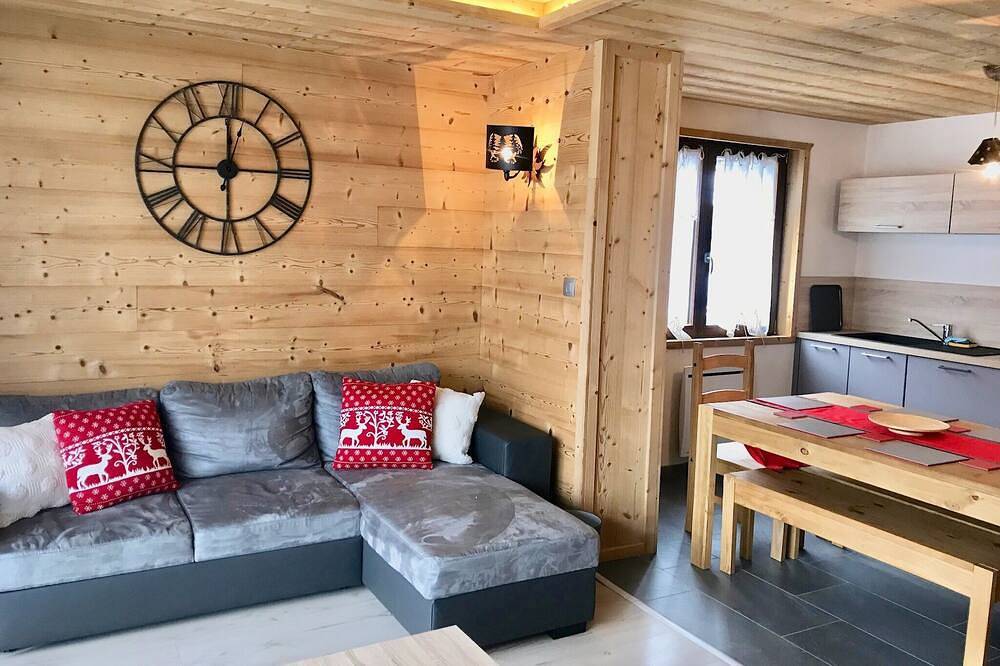 Appartement entier, Appartement alpin spacieux et élégant idéal pour les vacances d'été et d'hiver in La Chapelle-d'Abondance, Les Portes du Soleil