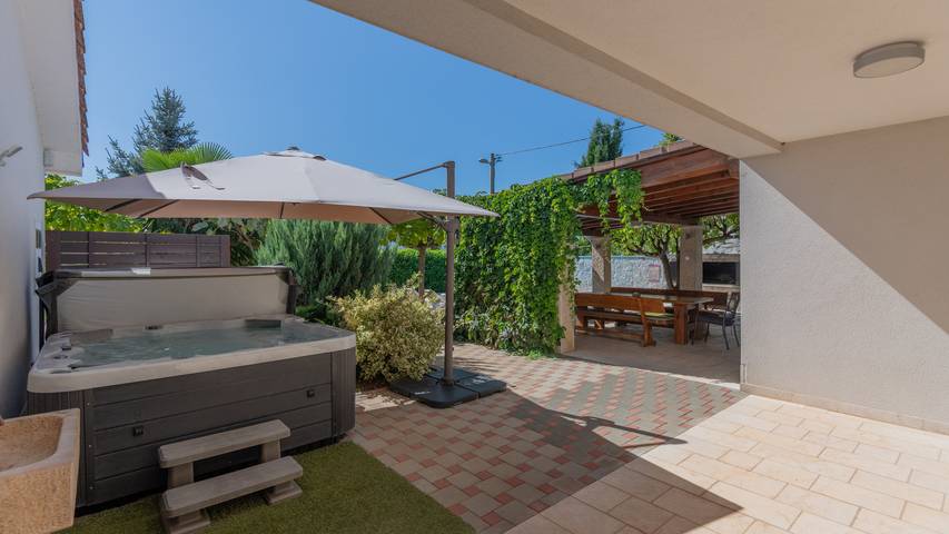Villa Mihael-Makarska by Villas Guide in Imotski, Makarska Riviera