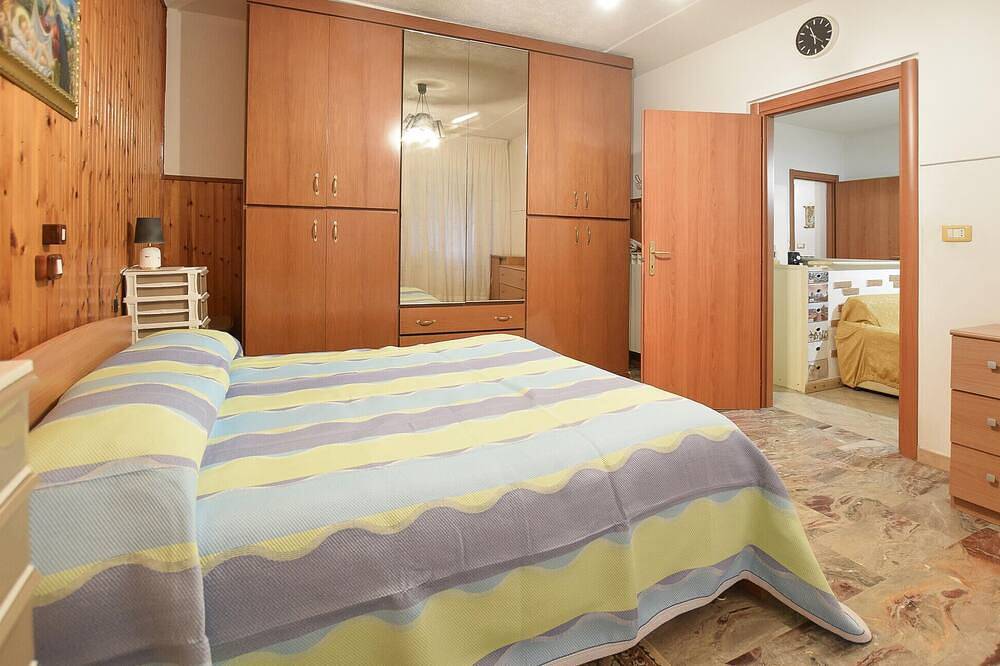 Apartamento entero, Precioso apartamento de 4 habitaciones en Roccaspinalveti. in Roccaspinalveti, Provincia de Chieti